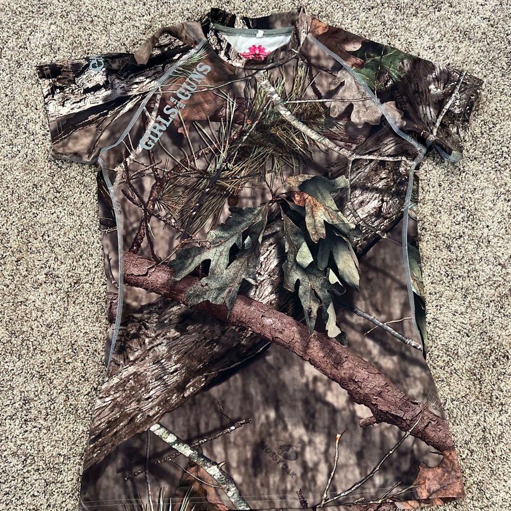 Girls with guns shirt